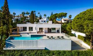 Eigentijdse, luxevilla te koop, eerstelijns Las Brisas golf met prachtig uitzicht in Nueva Andalucia, Marbella 39239 