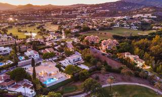 Eigentijdse, luxevilla te koop, eerstelijns Las Brisas golf met prachtig uitzicht in Nueva Andalucia, Marbella 39265 