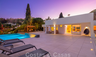 Eigentijdse, luxevilla te koop, eerstelijns Las Brisas golf met prachtig uitzicht in Nueva Andalucia, Marbella 39271 