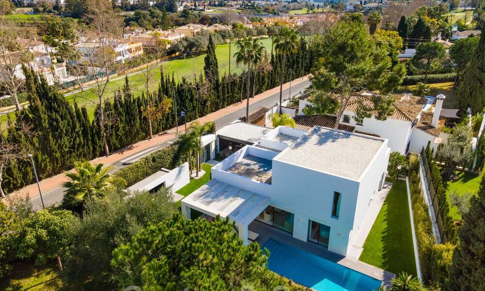 Instapklare, nieuwe, moderne villa te koop in Guadalmina naast San Pedro in Marbella 39315
