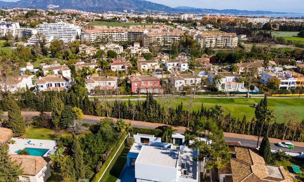 Instapklare, nieuwe, moderne villa te koop in Guadalmina naast San Pedro in Marbella 39317