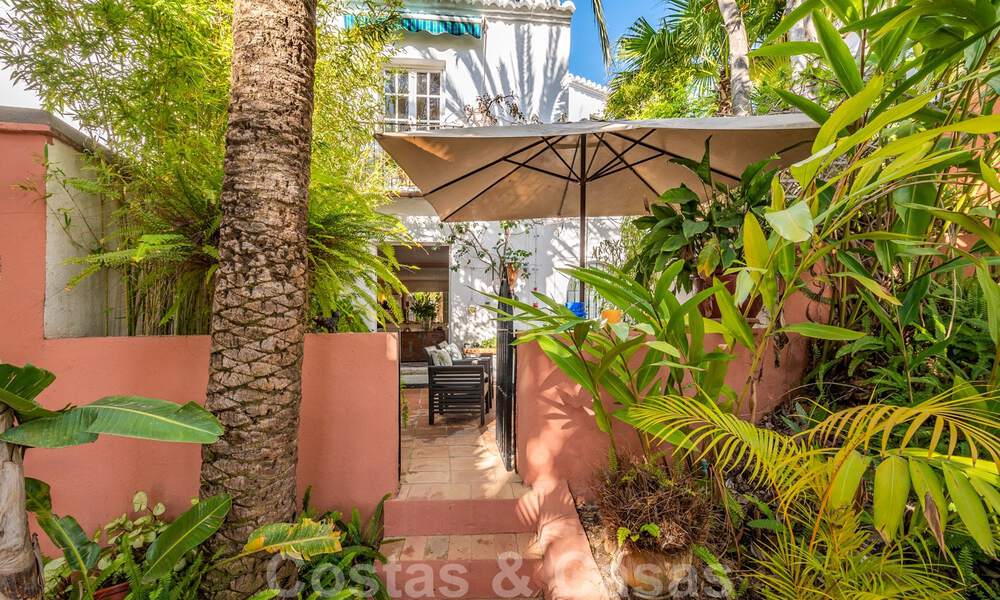 Charmant, pittoresk huis te koop in beveiligde woonwijk op de Golden Mile in Marbella 39414