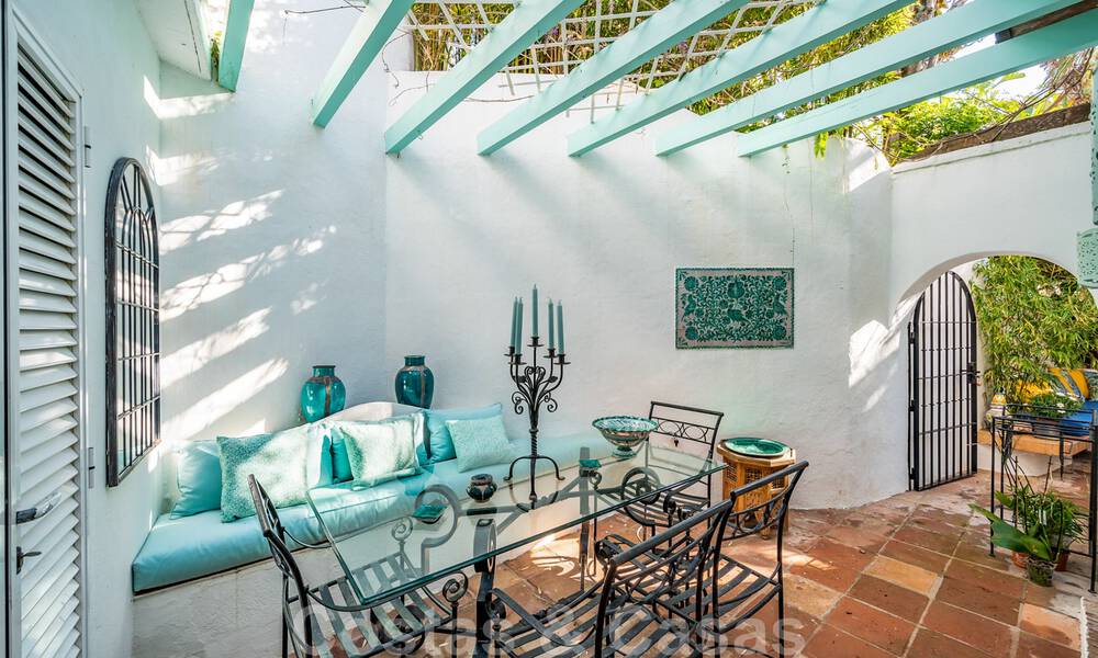 Charmant, pittoresk huis te koop in beveiligde woonwijk op de Golden Mile in Marbella 39416