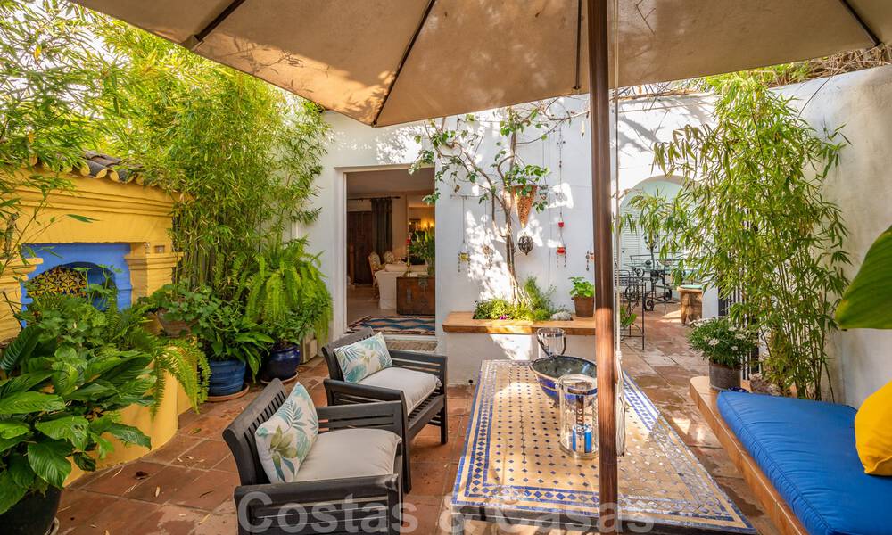 Charmant, pittoresk huis te koop in beveiligde woonwijk op de Golden Mile in Marbella 39418