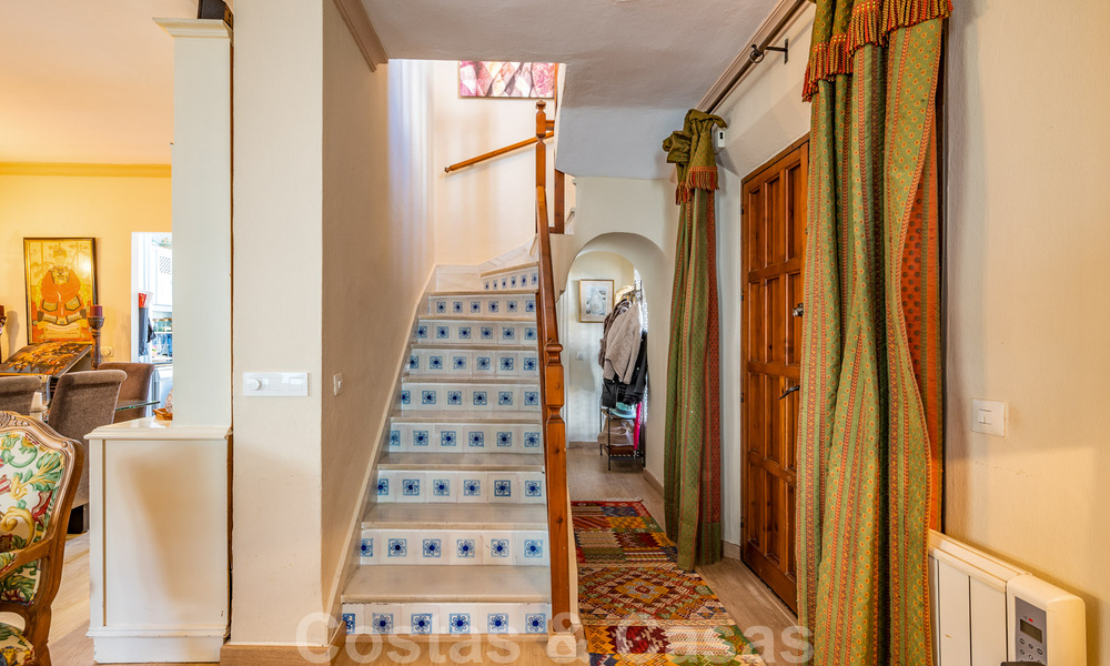 Charmant, pittoresk huis te koop in beveiligde woonwijk op de Golden Mile in Marbella 39423