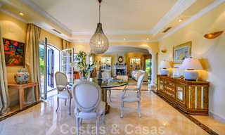 Spaanse stijl luxevilla te koop in de gegeerde strandwijk Bahia de Marbella 39466 