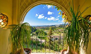 Sprookjesachtig villa in Alahambra stijl te koop in het exclusieve Marbella Club Golf Resort in Benahavis aan de Costa del Sol 39516 