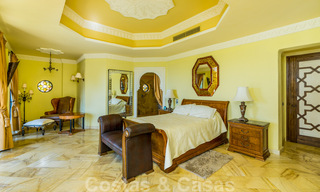 Sprookjesachtig villa in Alahambra stijl te koop in het exclusieve Marbella Club Golf Resort in Benahavis aan de Costa del Sol 39517 