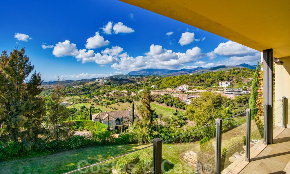 Sprookjesachtig villa in Alahambra stijl te koop in het exclusieve Marbella Club Golf Resort in Benahavis aan de Costa del Sol 39519