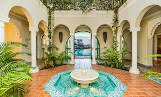 Sprookjesachtig villa in Alahambra stijl te koop in het exclusieve Marbella Club Golf Resort in Benahavis aan de Costa del Sol 39528 