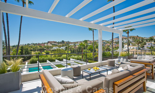 Gerenoveerde, riante luxevilla te koop in een Mediterrane stijl met een eigentijds design in Nueva Andalucia, Marbella 39593 