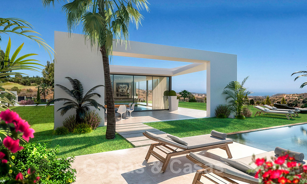 Modernistische villa te koop in het golfresort van Mijas met panoramisch zeezicht 39799