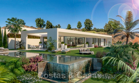 Modernistische villa te koop in het golfresort van Mijas met panoramisch zeezicht 39800