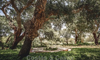 Adembenemend, stijlvol, andalusisch landgoed te koop op eerstelijns golf in Altos de Valderrama, Sotogrande 39981 