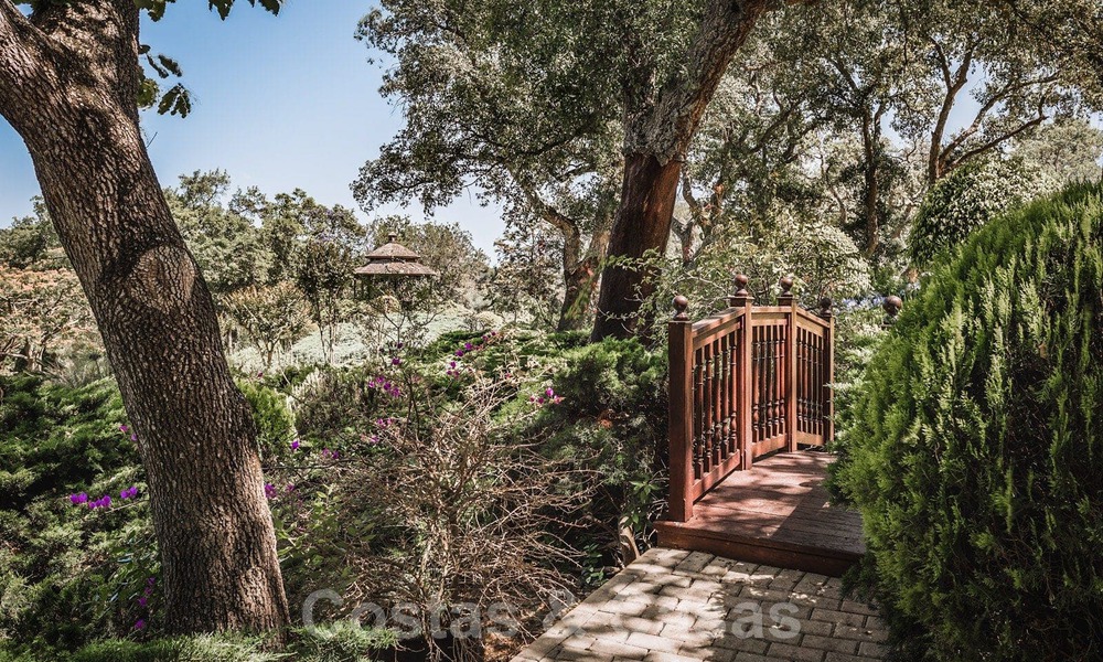 Adembenemend, stijlvol, andalusisch landgoed te koop op eerstelijns golf in Altos de Valderrama, Sotogrande 39982