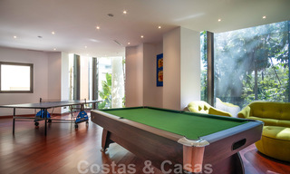 Sensationeel, luxueus, duplex appartement te koop, met privézwembad, in een vijfsterren eerstelijnstrand complex, Puerto Banus, Marbella 40098 