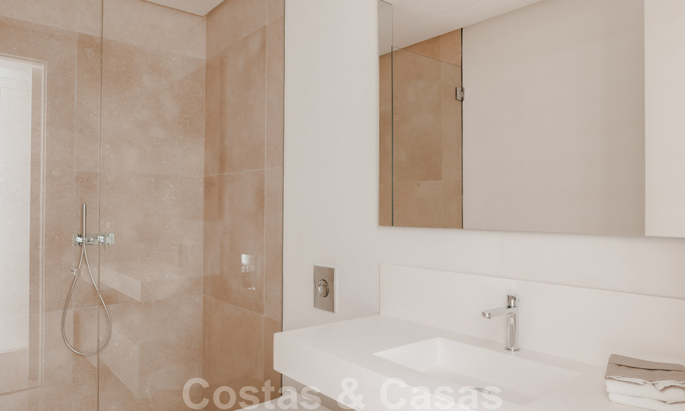 Instapklare, moderne - Andalusische, luxueuze nieuwbouw appartementen te koop met zeezicht in een gated resort in Benahavis - Marbella 40263