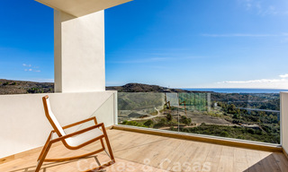 Instapklare, moderne - Andalusische, luxueuze nieuwbouw appartementen te koop met zeezicht in een gated resort in Benahavis - Marbella 40277 