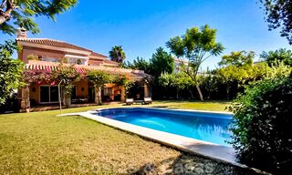Traditionele, mediterrane luxevilla te koop in de golfvallei van Nueva Andalucia - Marbella 40297 