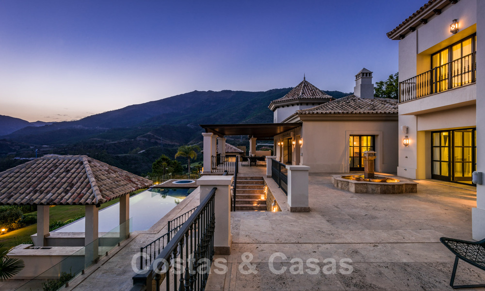 Eigentijdse, Spaanse villa te koop in het zeer exclusieve La Zagaleta Resort in Marbella - Benahavis 40417
