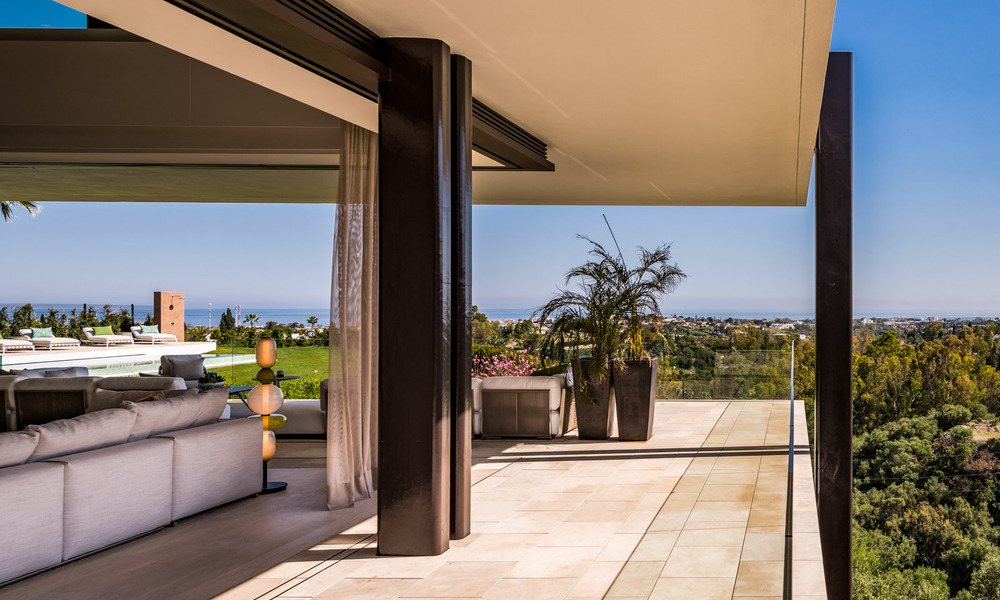 Royale, moderne villa te koop met spectaculair open zeezicht in een gated community in Benahavis - Marbella 40674
