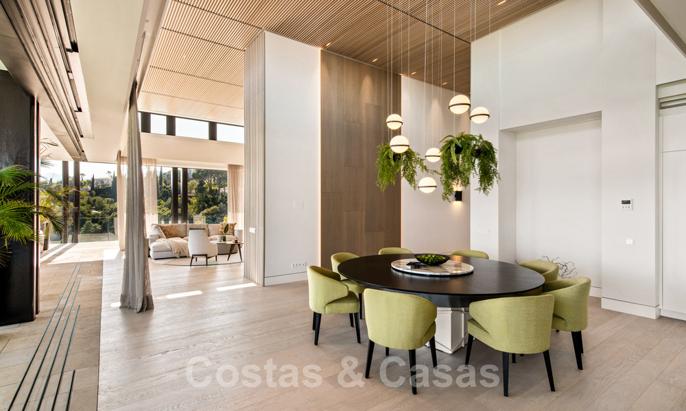 Royale, moderne villa te koop met spectaculair open zeezicht in een gated community in Benahavis - Marbella 40710