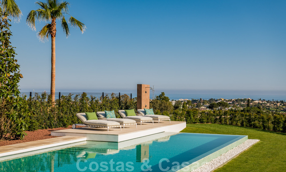 Royale, moderne villa te koop met spectaculair open zeezicht in een gated community in Benahavis - Marbella 40718