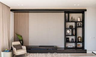 Royale, moderne villa te koop met spectaculair open zeezicht in een gated community in Benahavis - Marbella 40742 