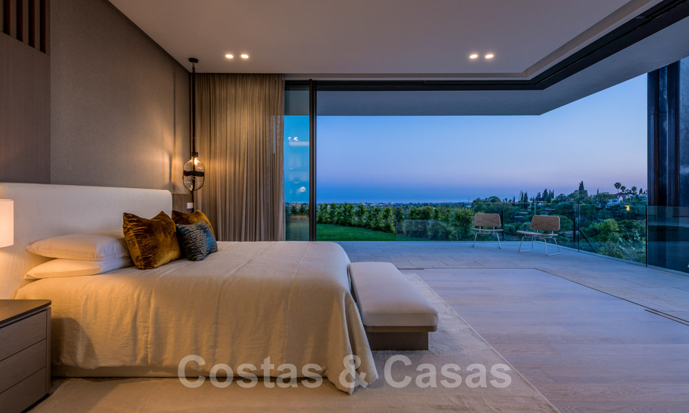 Royale, moderne villa te koop met spectaculair open zeezicht in een gated community in Benahavis - Marbella 40757