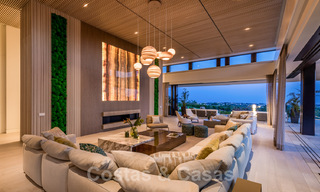 Royale, moderne villa te koop met spectaculair open zeezicht in een gated community in Benahavis - Marbella 40764 