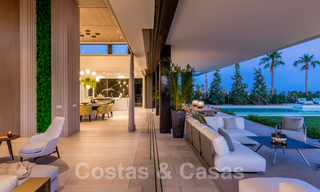 Royale, moderne villa te koop met spectaculair open zeezicht in een gated community in Benahavis - Marbella 40766 