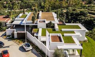 Royale, moderne villa te koop met spectaculair open zeezicht in een gated community in Benahavis - Marbella 40782 