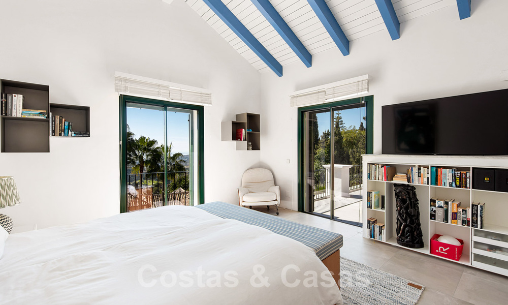 Magnifieke, traditionele, Andalusische luxevilla te koop met panoramisch zeezicht in Benahavis - Marbella 40808
