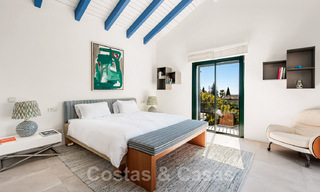 Magnifieke, traditionele, Andalusische luxevilla te koop met panoramisch zeezicht in Benahavis - Marbella 40813 