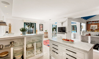Magnifieke, traditionele, Andalusische luxevilla te koop met panoramisch zeezicht in Benahavis - Marbella 40824 