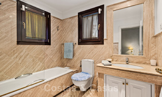 Luxe appartement te koop in een gated community en golf- en country Club vlak bij Marbella centrum 40962 