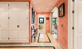 Luxe appartement te koop in een gated community en golf- en country Club vlak bij Marbella centrum 40983 