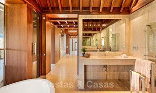 Moderne luxevilla te koop met een design interieur, in het exclusieve La Zagaleta Golfresort, Benahavis - Marbella 41210 