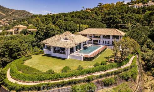 Moderne luxevilla te koop met een design interieur, in het exclusieve La Zagaleta Golfresort, Benahavis - Marbella 41228