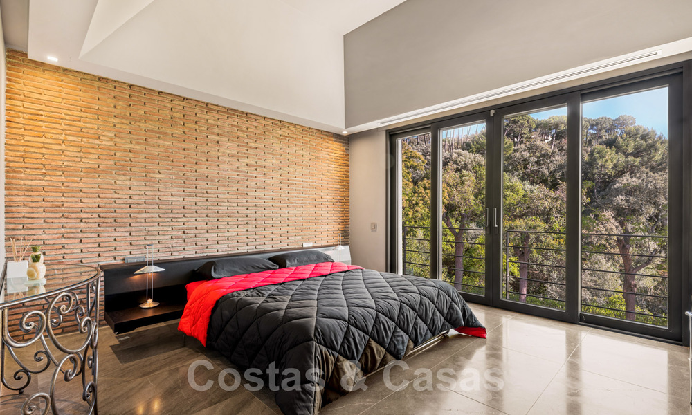 Moderne luxevilla te koop met een design interieur, in het exclusieve La Zagaleta Golfresort, Benahavis - Marbella 41239