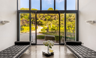 Moderne luxevilla te koop met een design interieur, in het exclusieve La Zagaleta Golfresort, Benahavis - Marbella 41246 