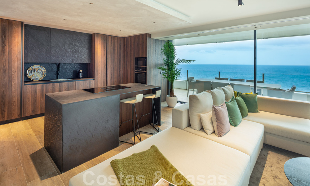 Eigentijds, modern, luxe appartement te koop met panoramisch zeezicht in Rio Real, Marbella 41289