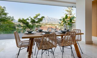 Gerenoveerd, modern appartement te koop met een ruim terras te Nueva Andalucia, Marbella 41348 