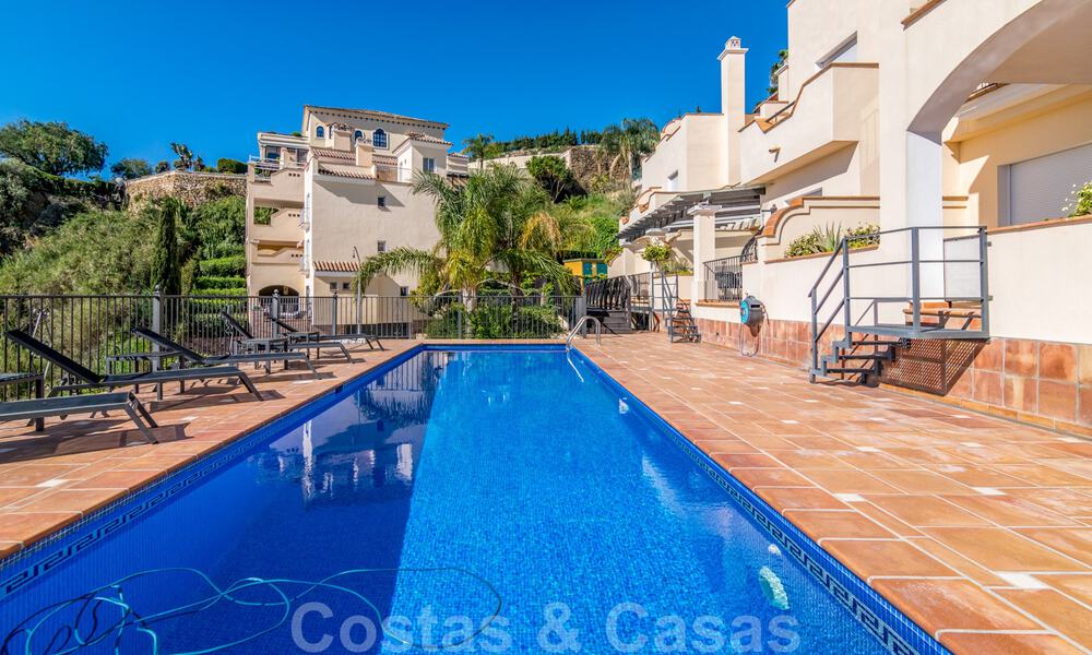 Luxueus, duplex penthouse te koop met panoramisch zeezicht in Benahavis - Marbella 41437