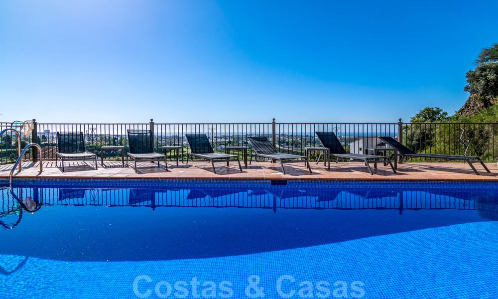Luxueus, duplex penthouse te koop met panoramisch zeezicht in Benahavis - Marbella 41439