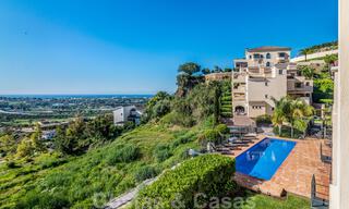 Luxueus, duplex penthouse te koop met panoramisch zeezicht in Benahavis - Marbella 41462 