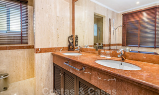 Luxueus, duplex penthouse te koop met panoramisch zeezicht in Benahavis - Marbella 41482 