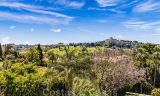 Spaanse, luxevilla te koop, met zicht op het landschap en de zee, in Marbella - Benahavis 41517 