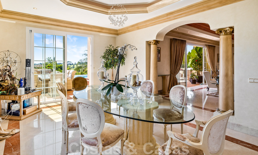 Spaanse, luxevilla te koop, met zicht op het landschap en de zee, in Marbella - Benahavis 41522