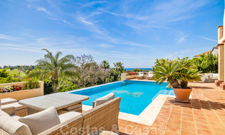 Spaanse, luxevilla te koop, met zicht op het landschap en de zee, in Marbella - Benahavis 41527 